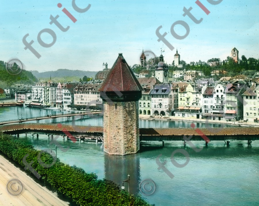 Luzern. Kapellbrücke | Lucerne. Kapellbrücke - Foto foticon-simon-021-006.jpg | foticon.de - Bilddatenbank für Motive aus Geschichte und Kultur